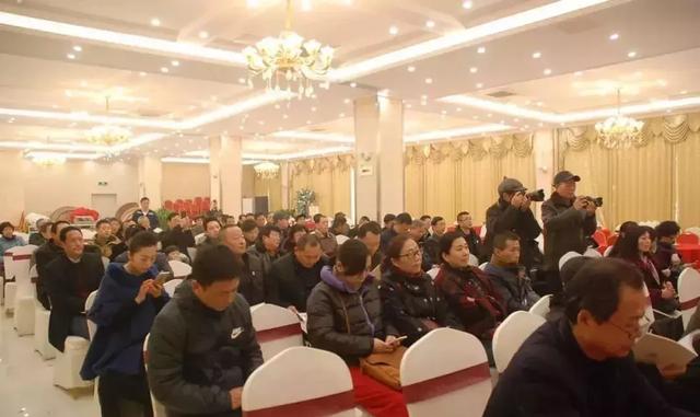 南京六合雨花石收藏家协会召开三届一次会员大会 唐志虎当选会长